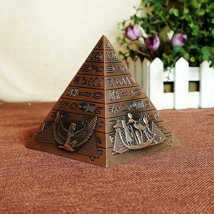 Egyptian Metal Pharaoh Khufu Pyramids Figurine