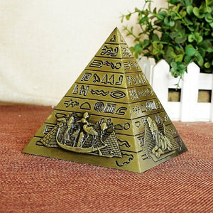 Egyptian Metal Pharaoh Khufu Pyramids Figurine